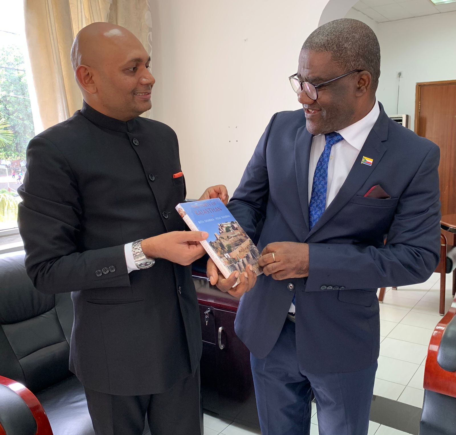 image L’ambassadeur Abhay Kumar à Moroni pour ses adieux